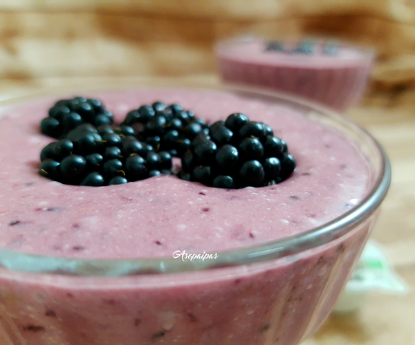 Batido-de-Frutos-Rojos-con-Leche-de-Coco-III