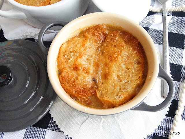 XN.. sopa decebolla a la francesa