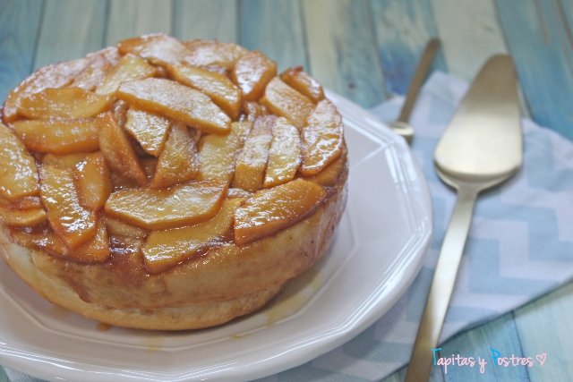 tarta-manzana-canela-enrollada-2-copyright-tapitasypostres