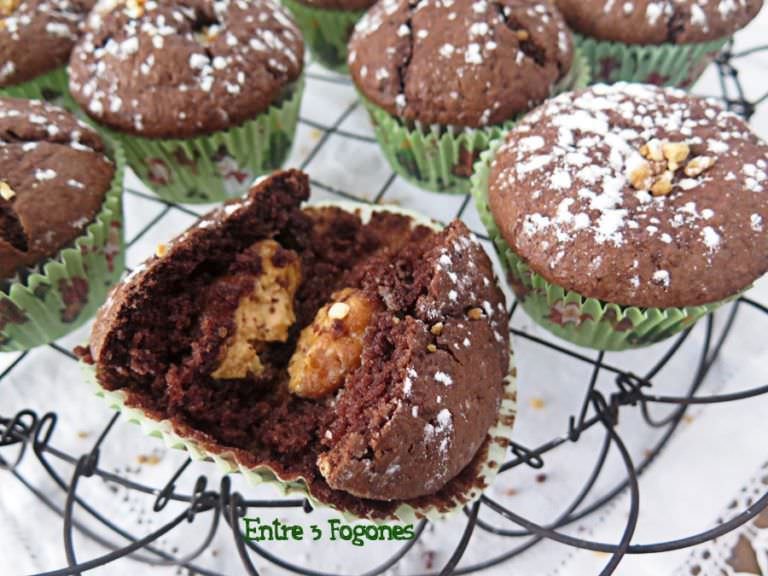 receta-muffins-chocolate-rellenos-de-turron-de-jijona-768×576