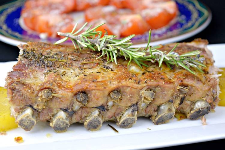 costilla-de-cerdo-al-horno-con-patatas