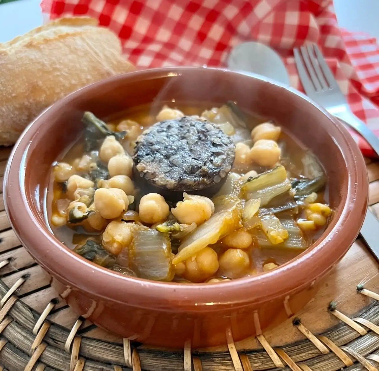 GARBANZOS-CON-ACELGAS