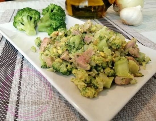 Receta-de-brocoli-549×426