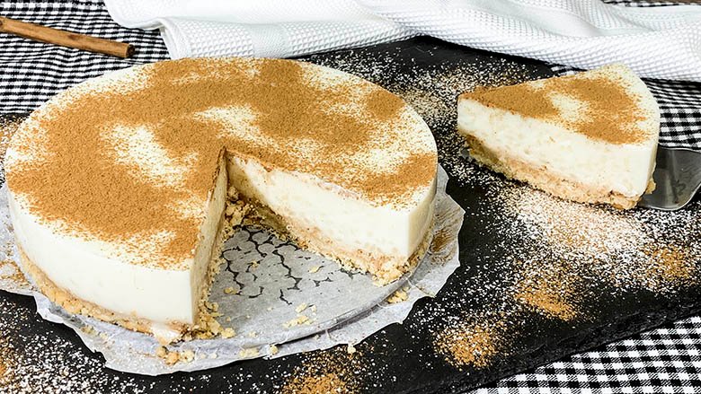 Tarta-de-arroz-con-leche-y-galletas