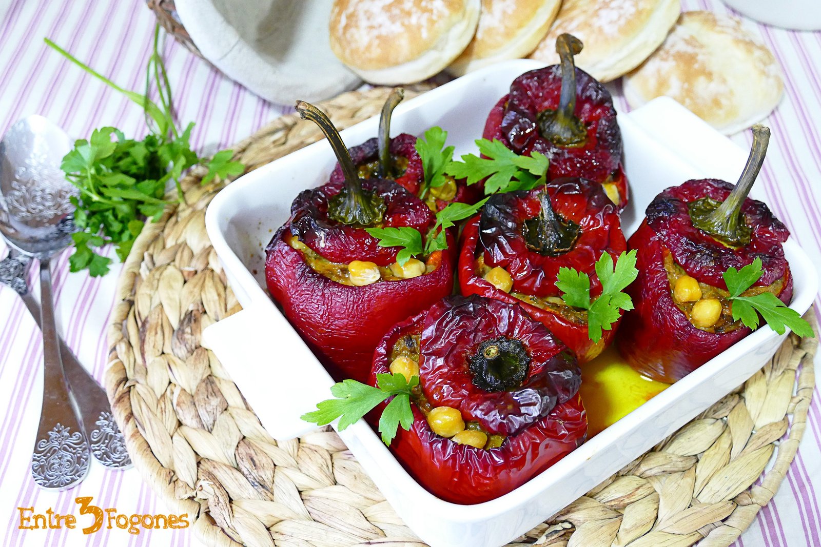 Pimientos Rellenos de Carne con Bechamel al Horno