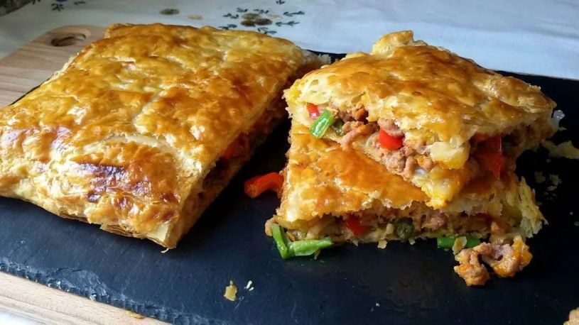 empanada-de-carne-815×458