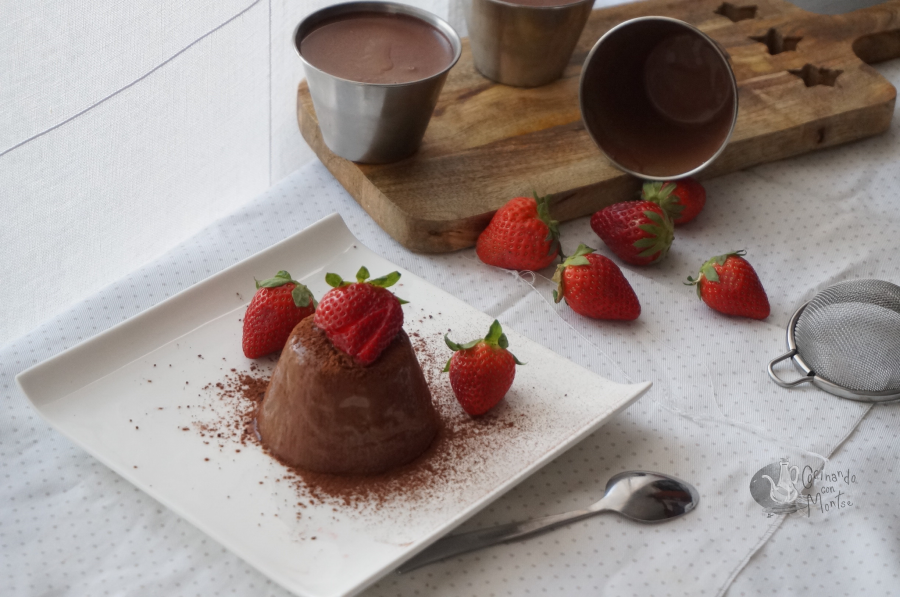 panna-cotta-de-chocolate-sin-lactosa-sin-azúcar