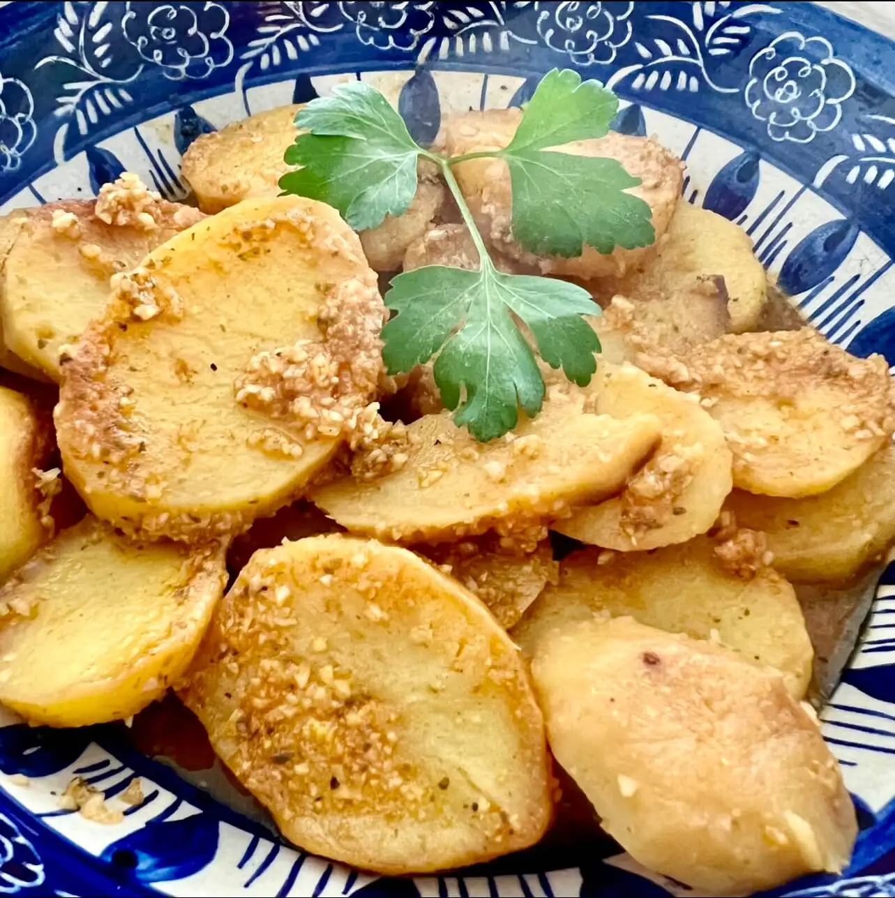 Patatas-al-ajillo-Pastor