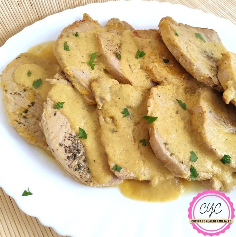 Filetes de lomo de cerdo en salsa