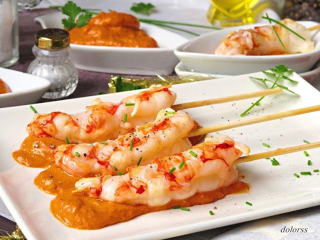 N. Gambas con salsa romesco (2)x